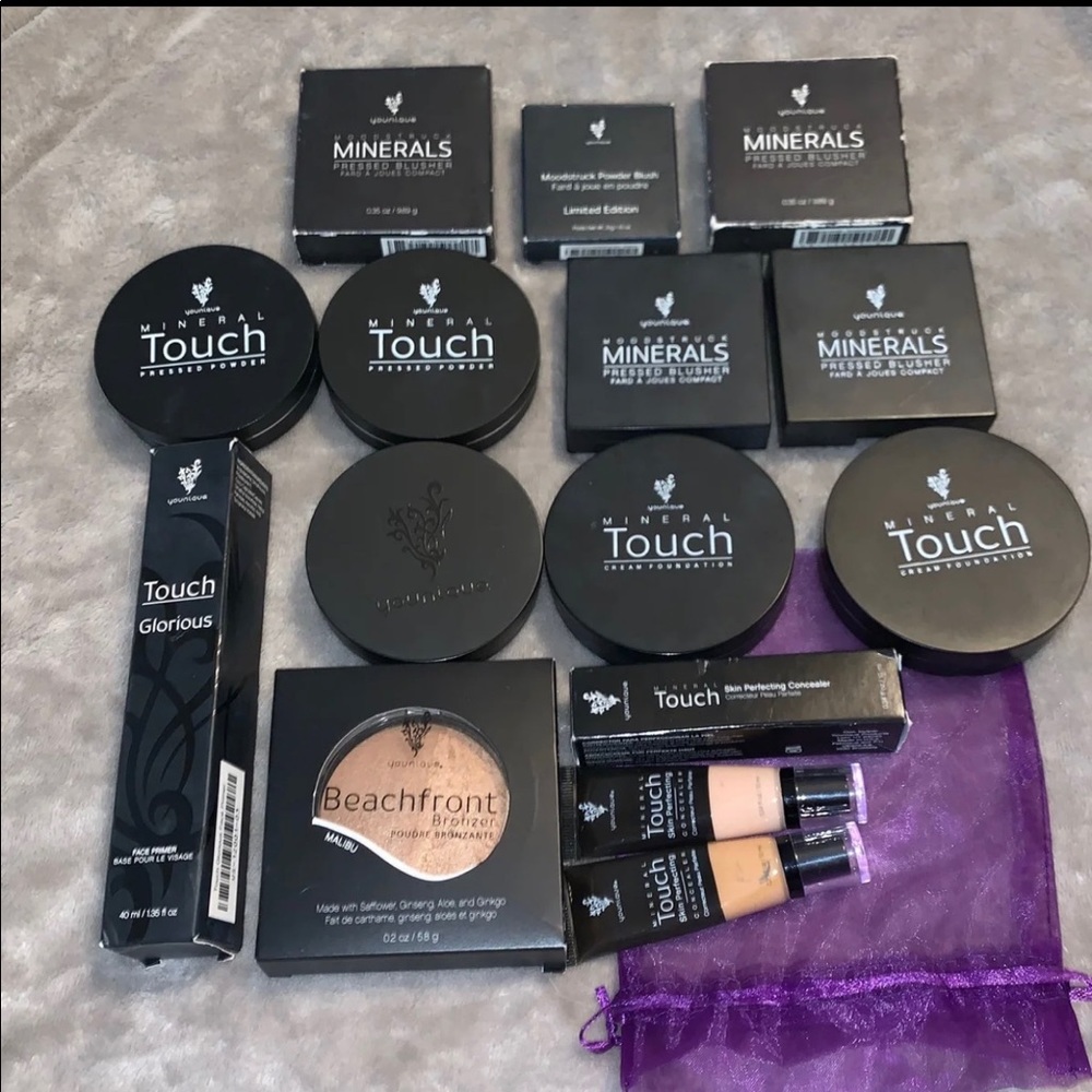 Younique Makeup Bundle
